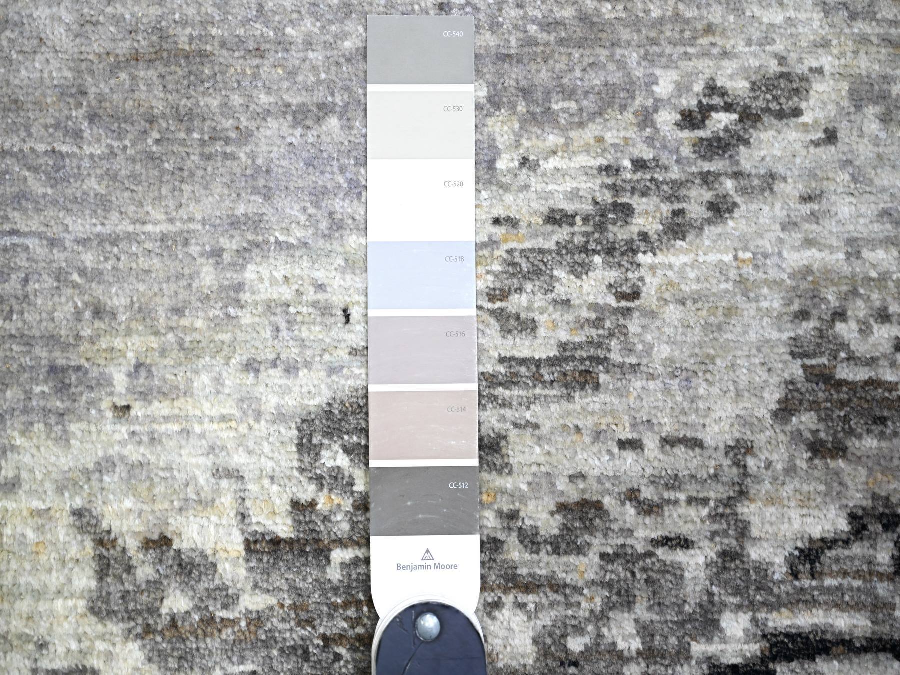 Modern & Contemporary Rugs LUV669231